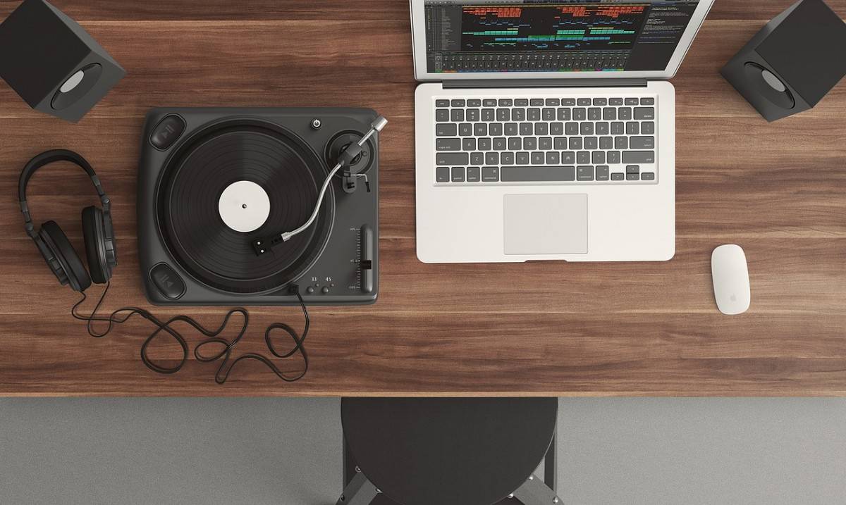 la tecnologia a llegado a la musica actual