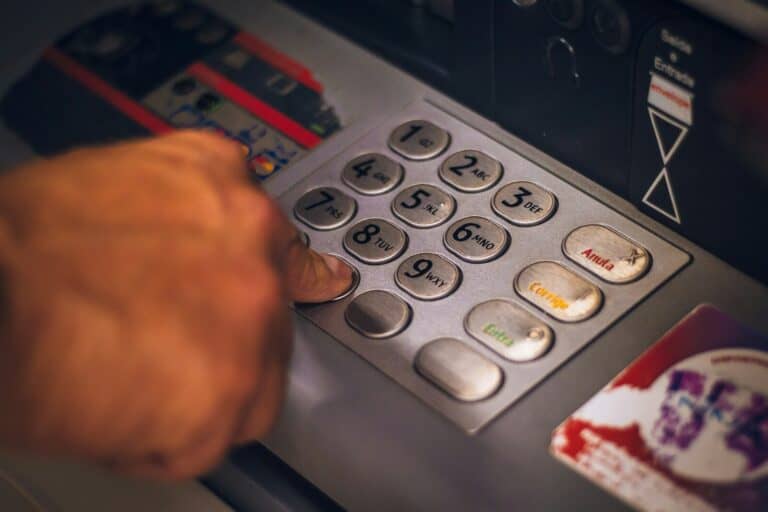 Cómo organizar tus finanzas personales con herramientas digitales sin perder el control
